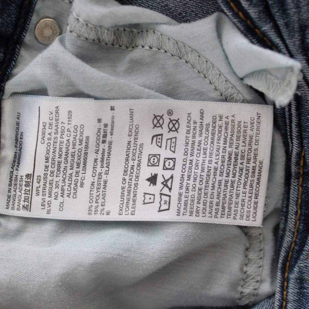 Signature by Levi Strauss Modern Boot Cut Jeans Size 12S - Picture 6 of 7
